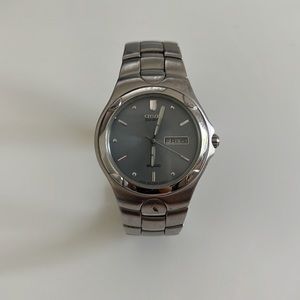 Citizen Eco-Drive Men's Watch with Grey Dial